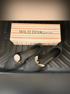 Black Flats